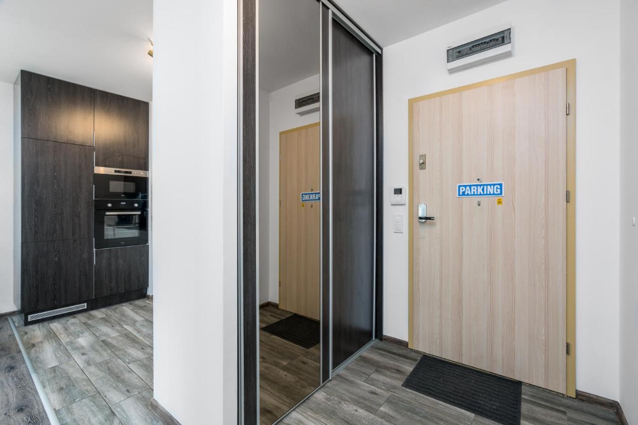 Sleepway Apartments- Garbary 100-46 *