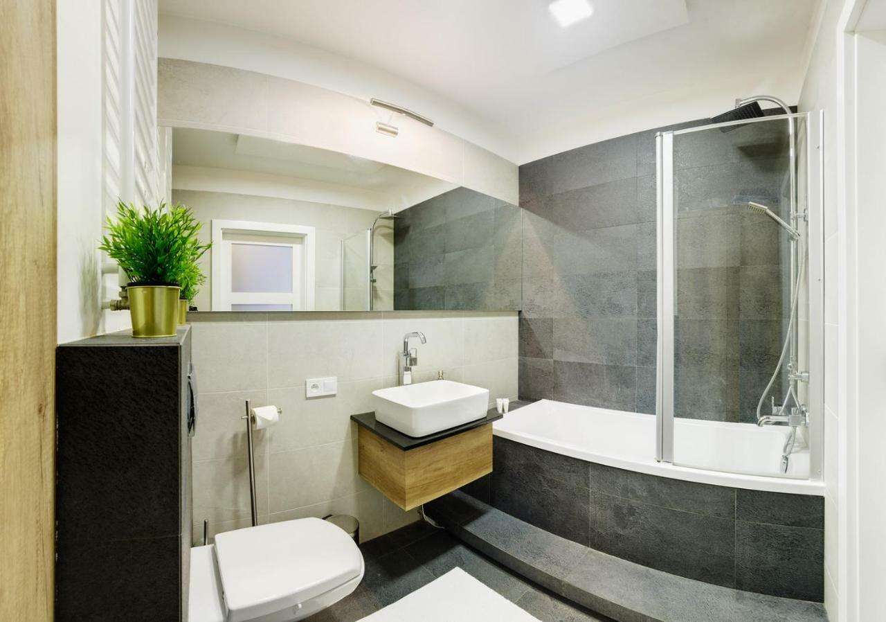 Apartament Sleepway Apartments- Garbary 100-46 Z Parkingiem Poznań